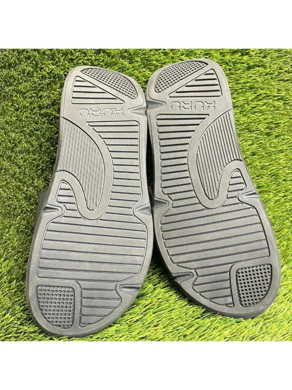 Kuru Moment Mens Size 9 Black Gray Beach Walking Outdoor Slip On Slide Sandals